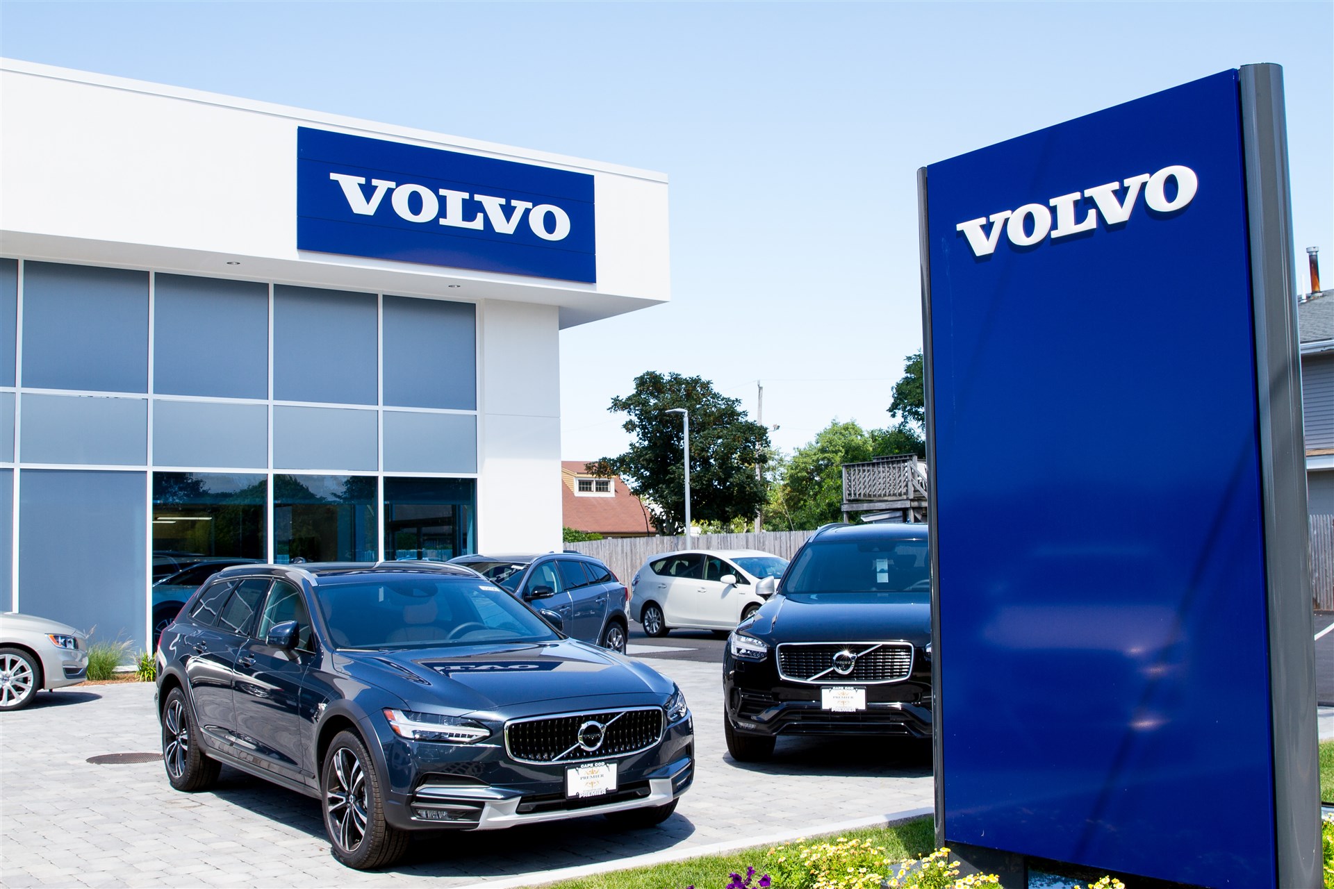 Volvo Cars Cape Cod