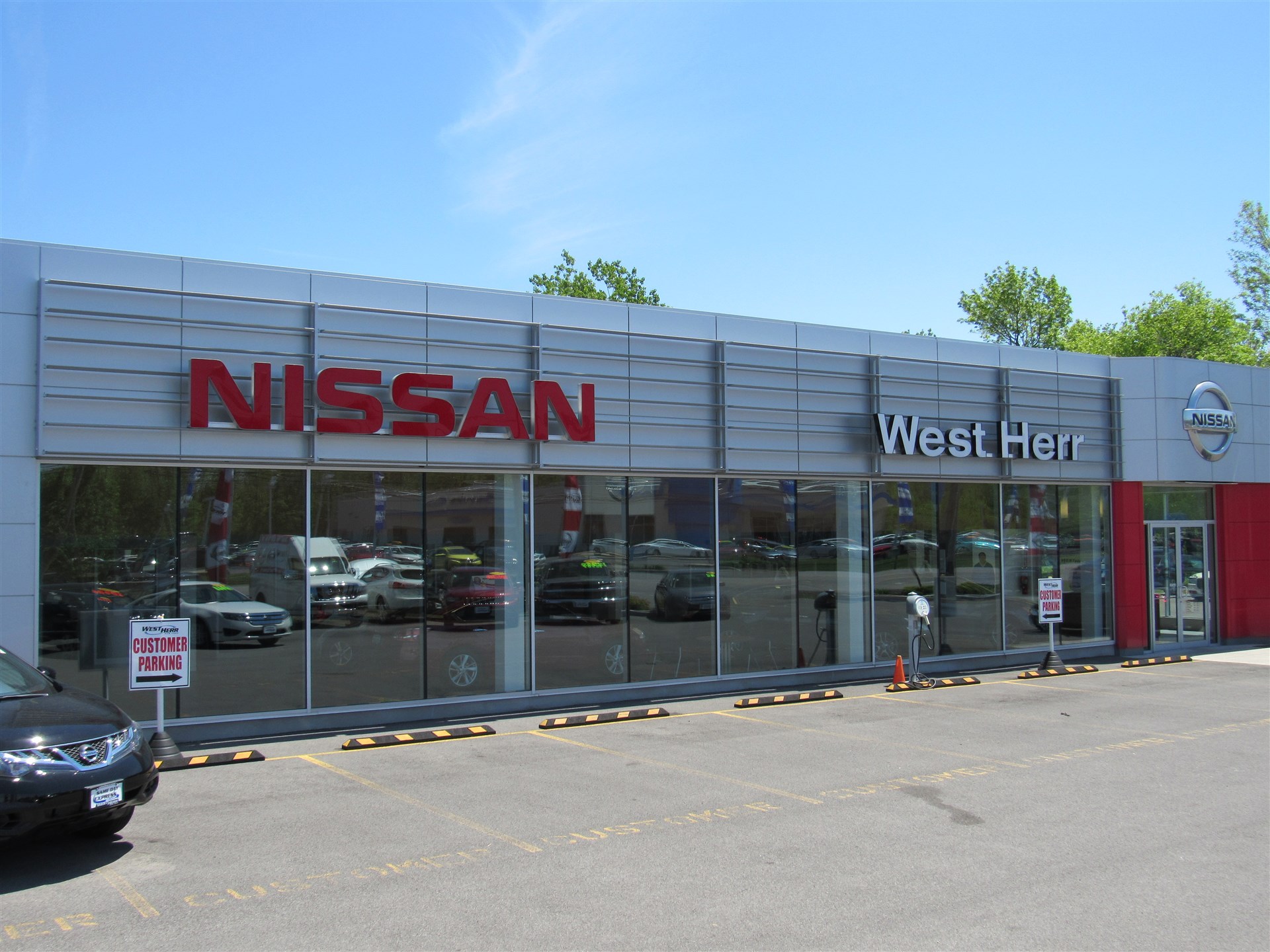 West Herr Nissan of Lockport