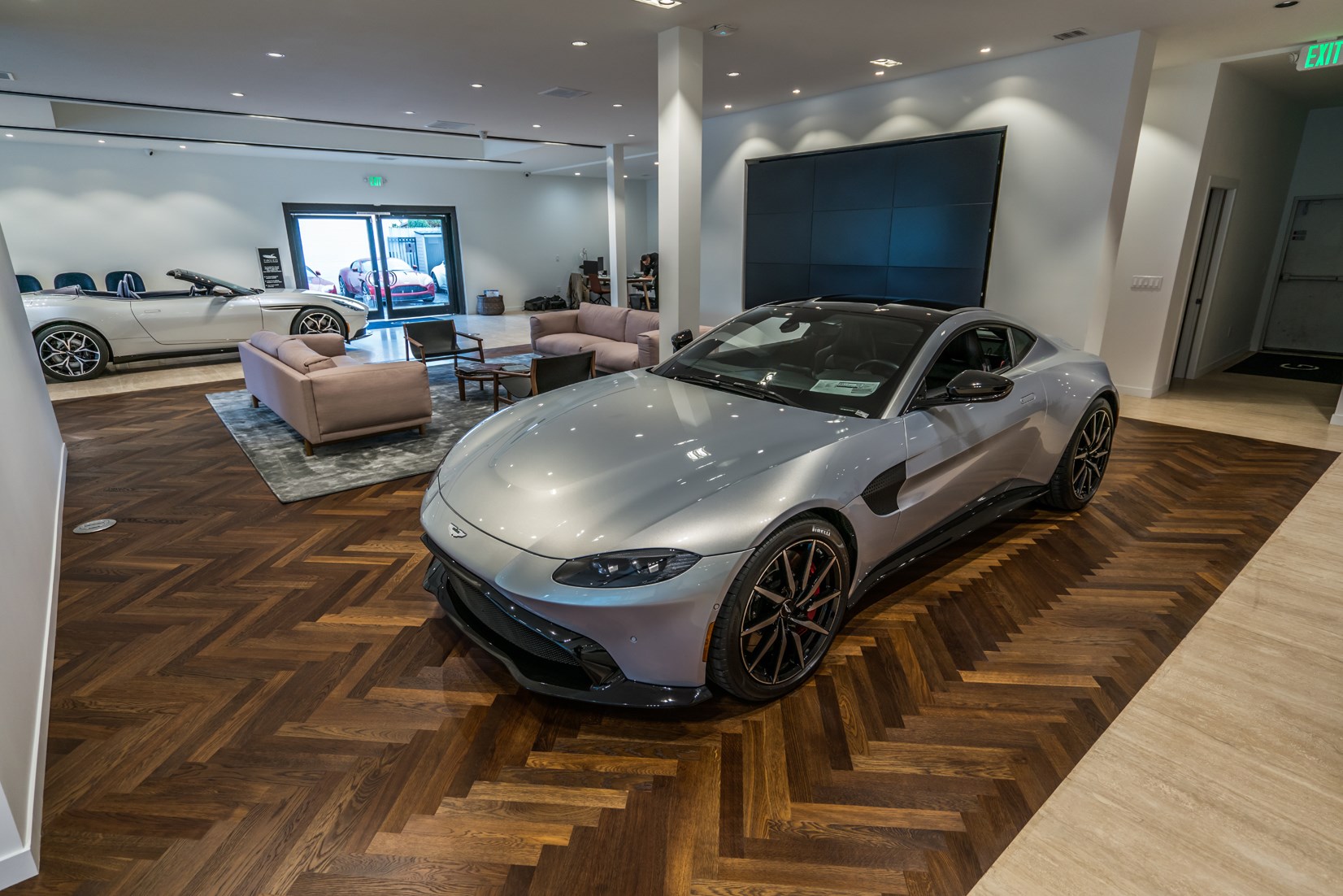 Aston Martin Beverly Hills