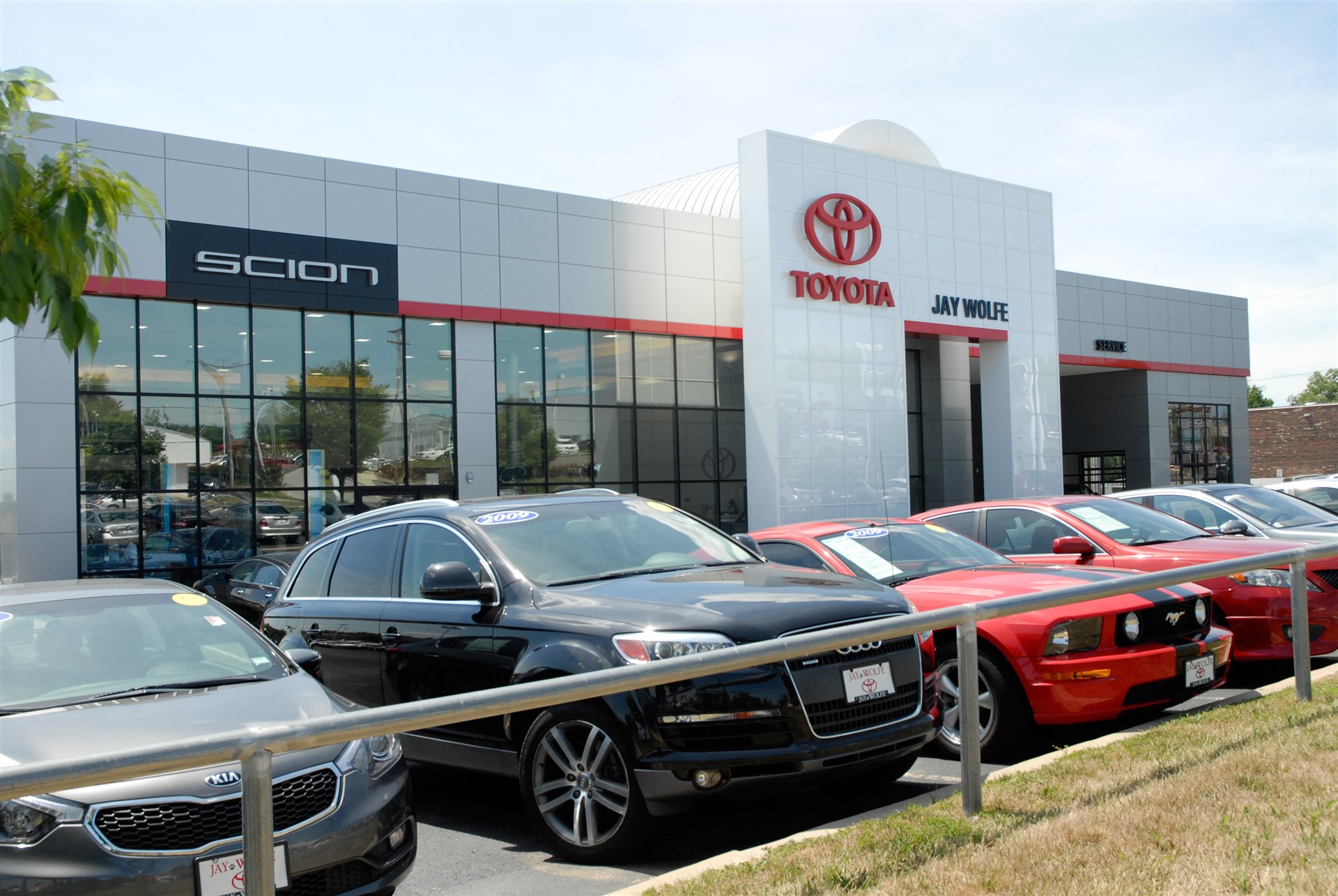 Jay Wolfe Toyota Of West County