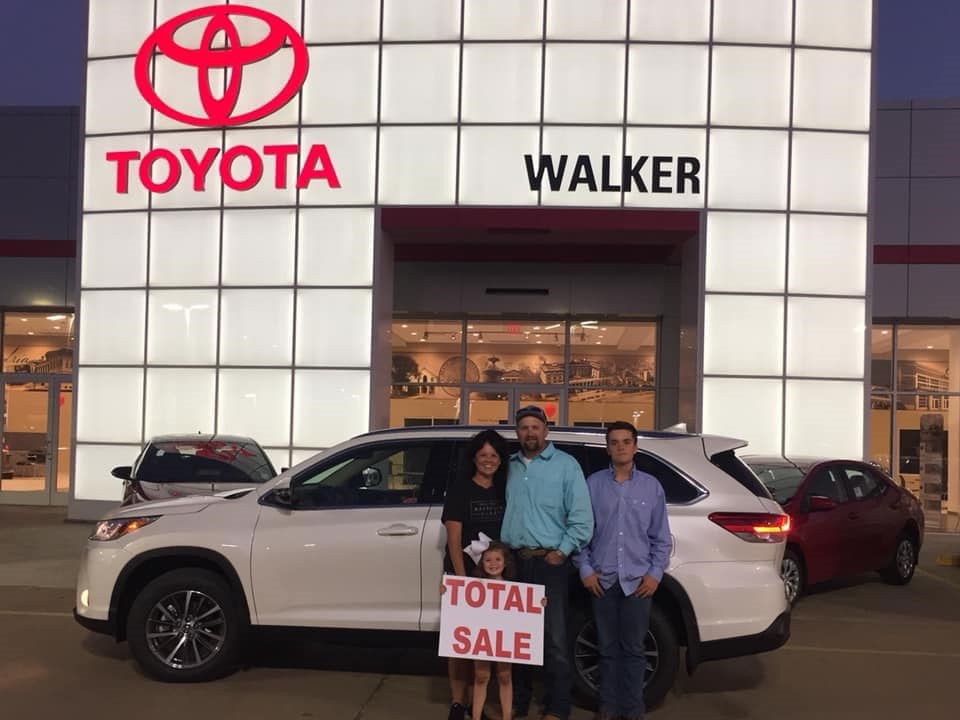 Walker Toyota Search New And Used Toyota In Alexandria