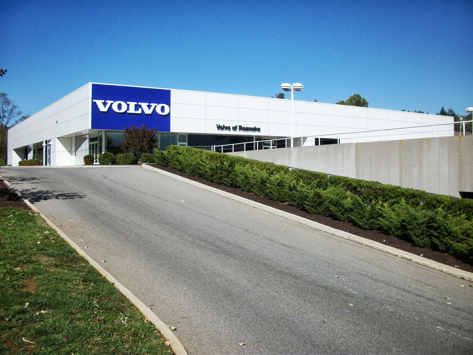 Volvo Of Roanoke