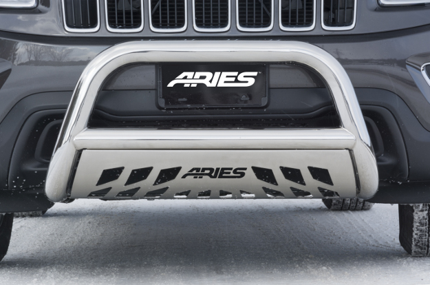 ARIES polished stainless steel bull bar on Jeep Grand Cherokee