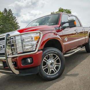 2016 Ford F350 with ARIES 3-inch side bars and grille guard