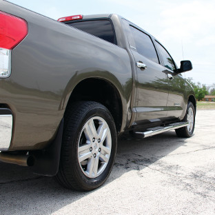 2013 Toyota Tundra with ARIES 6-inch oval stainless steel truck steps