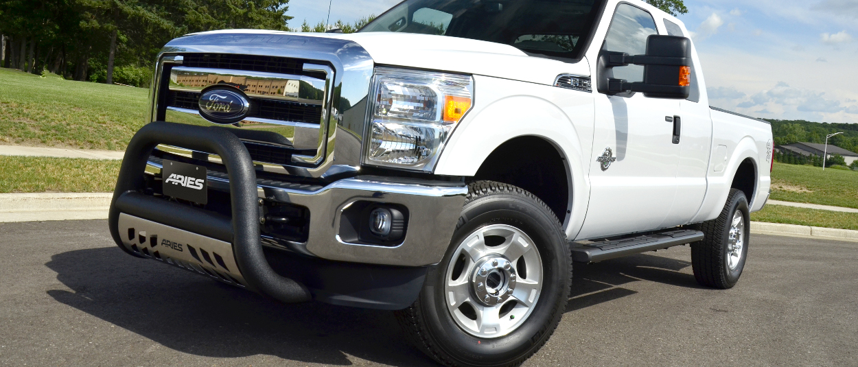 2016 Ford F350 Super Duty with ARIES Big Horn™ bull bar 2016 Ford F350 Super Duty with ARIES Big Horn™ bull bar