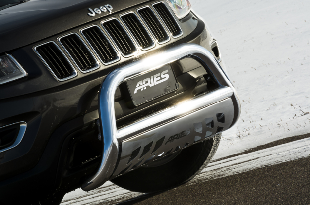 ARIES 3-inch stainless steel bull bar on Jeep Cherokee