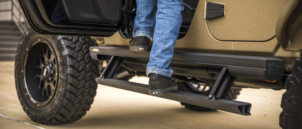 Learn About Jeep Wrangler Side Steps From Aries