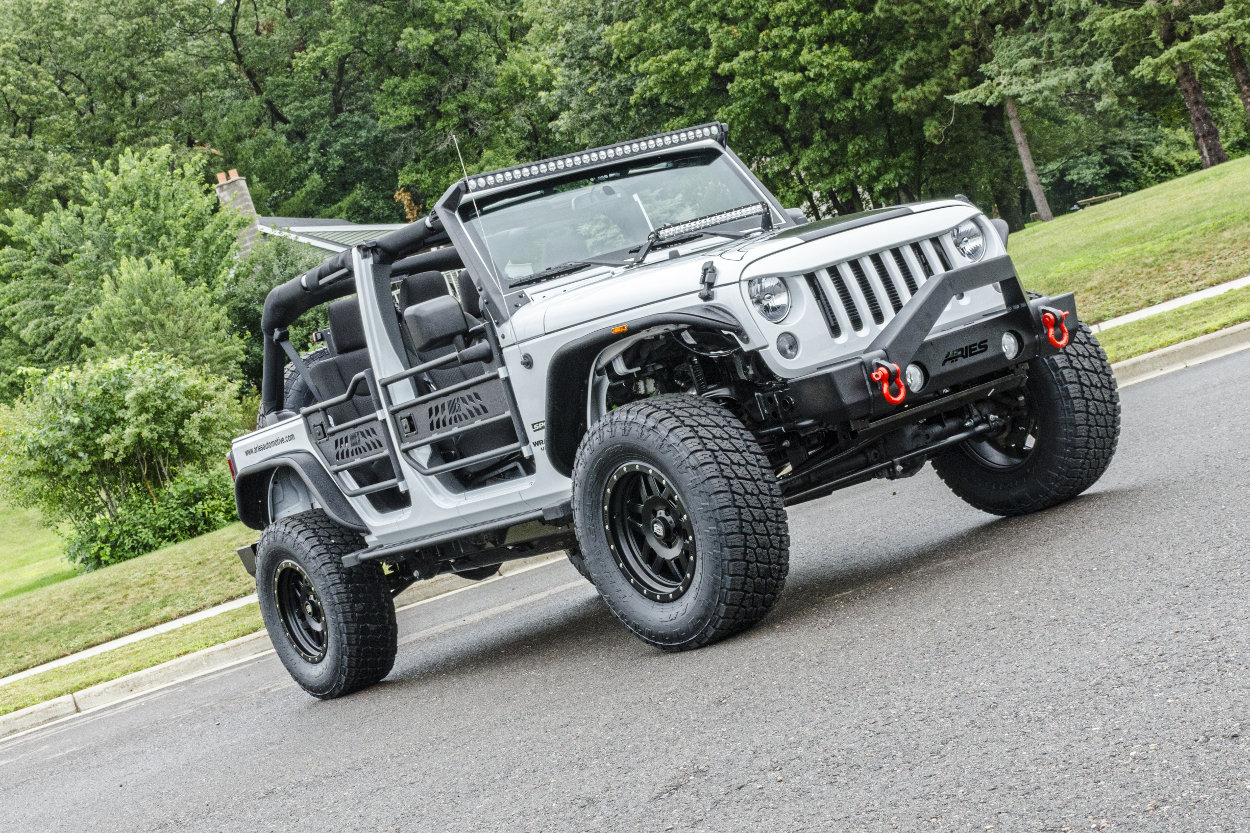 Learn About Jeep Wrangler Gladiator Tube Doors From Aries