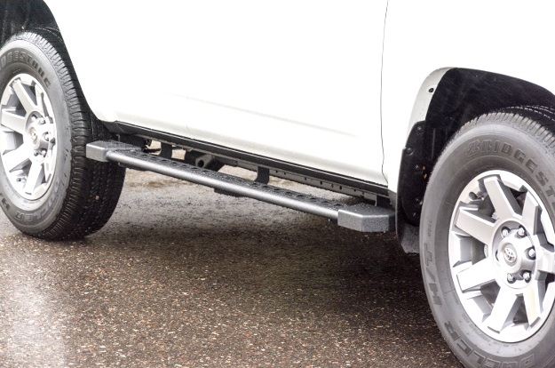 ARIES Rocker Side Steps rocker guards on white Toyota 4Runner ARIES Rocker Side Steps rocker guards on white Toyota 4Runner