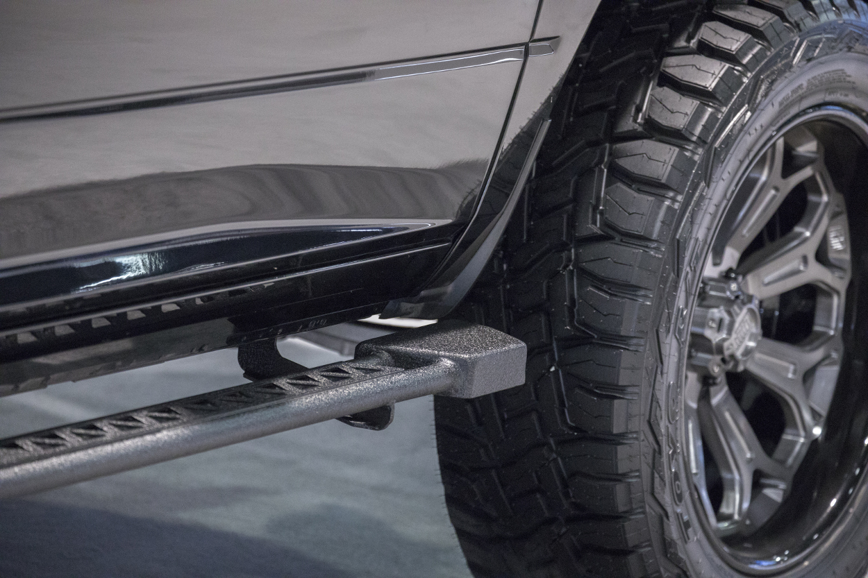 low profile running boards ram 1500