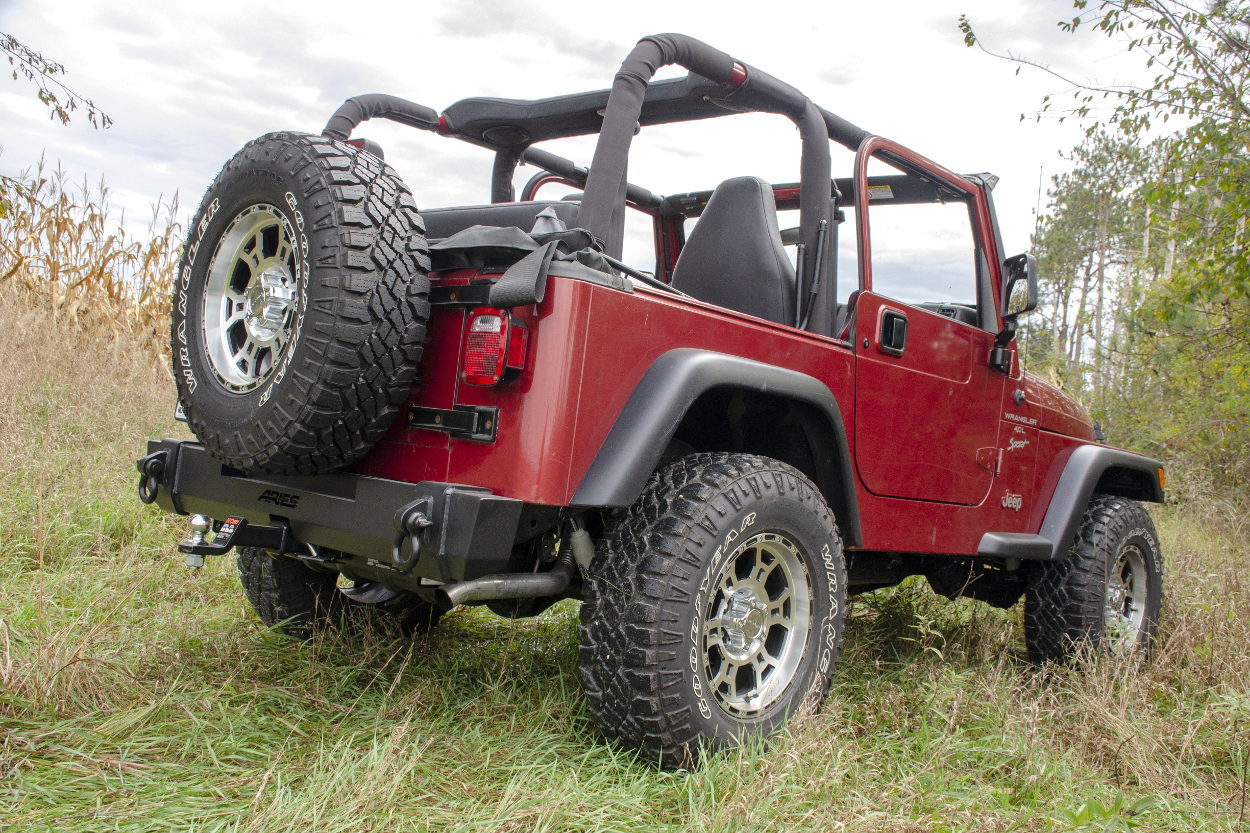 Learn about TrailCrusher® Jeep Wrangler & Gladiator Bumpers from ARIES