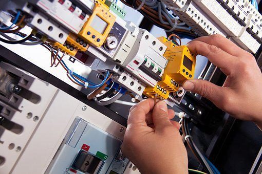 Electricians Arlington Arizona