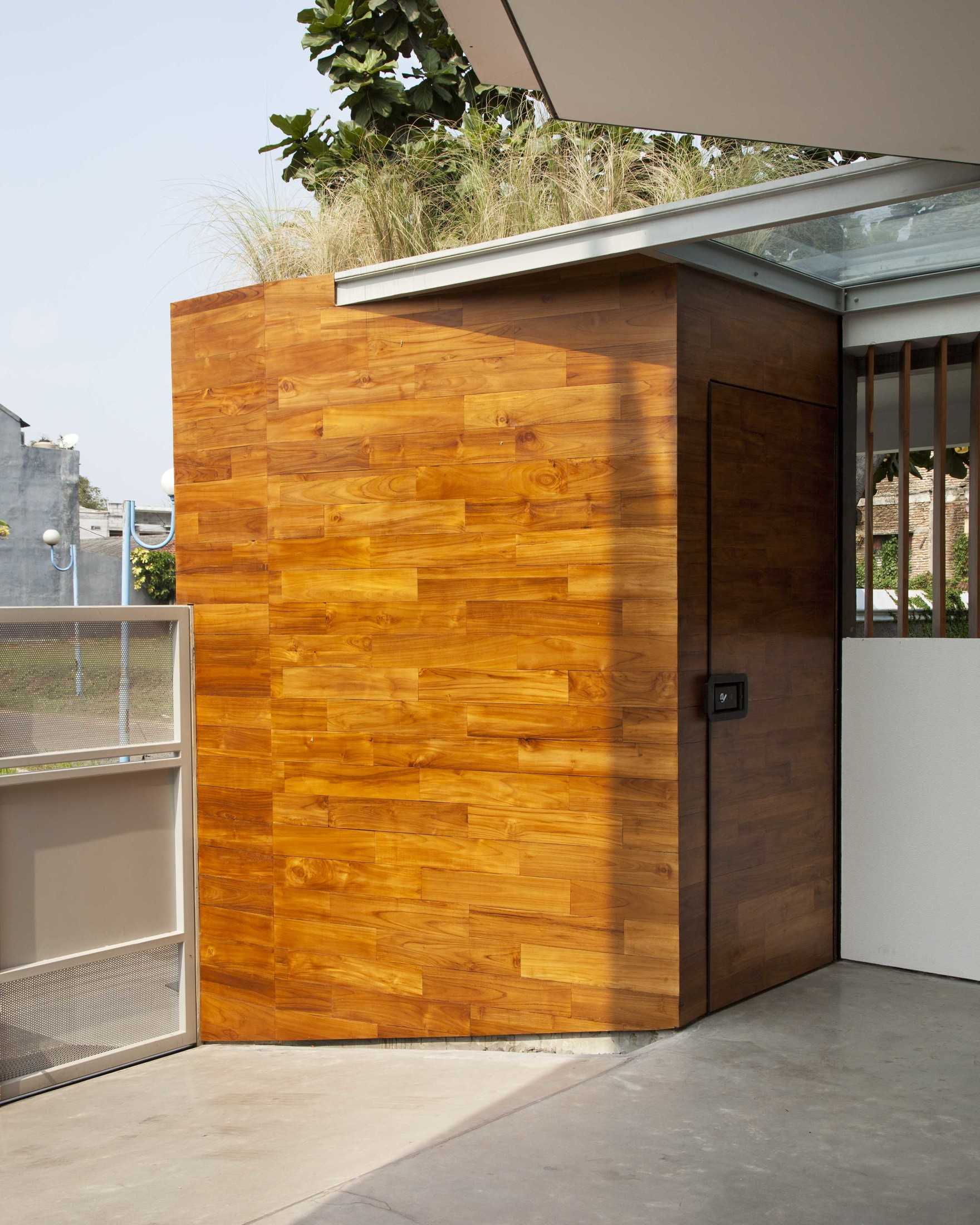 Design Intervention Dsn Intervention Studio Blok D15, Jl. Permata Ayu 2 No.6, Binong, Kec. Curug, Tangerang, Banten 15810, Indonesia Blok D15, Jl. Permata Ayu 2 No.6, Binong, Kec. Curug, Tangerang, Banten 15810, Indonesia Design-Intervention-Dsn-Intervention-Studio  96899