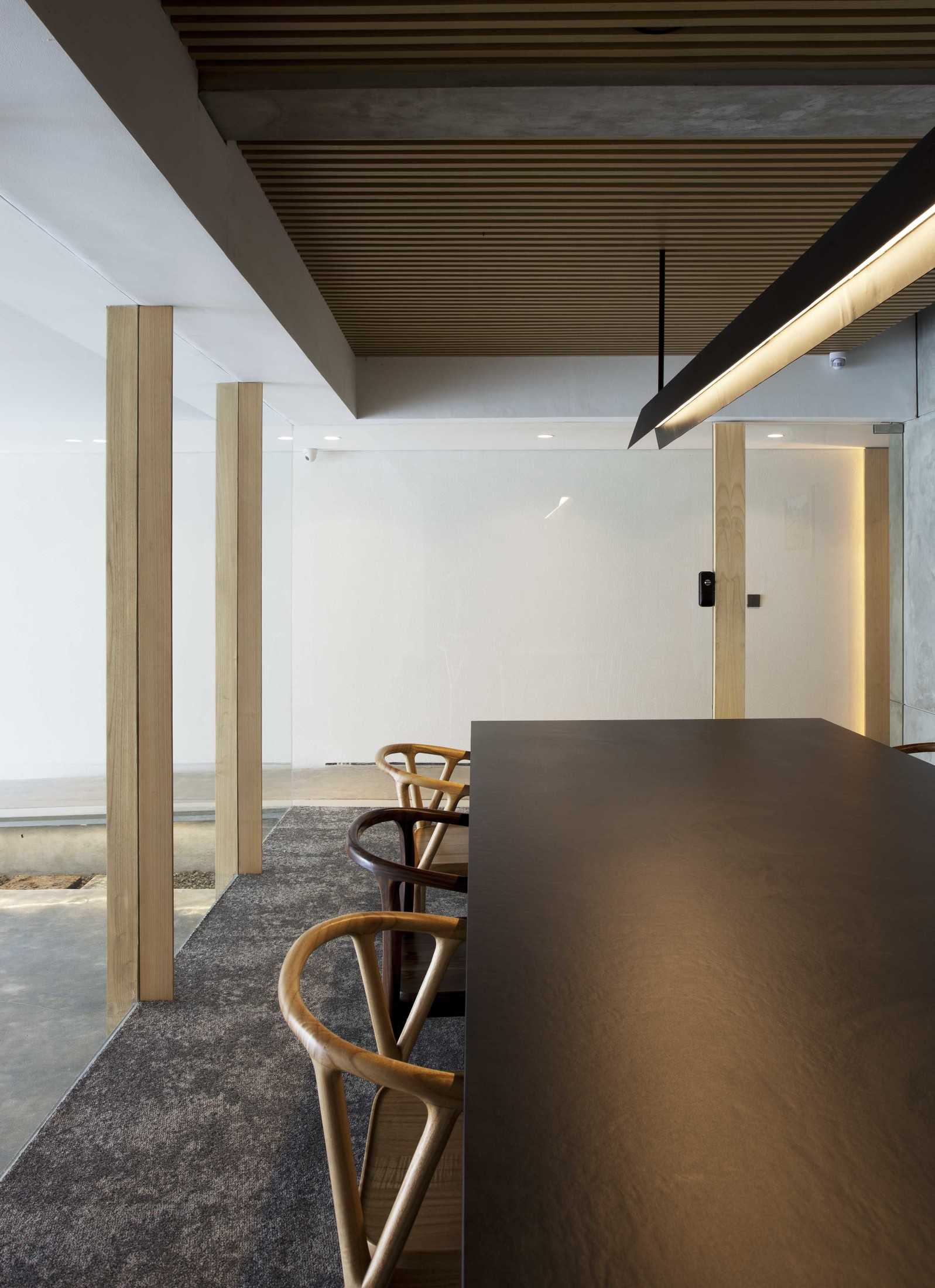 Design Intervention Dsn Intervention Studio Blok D15, Jl. Permata Ayu 2 No.6, Binong, Kec. Curug, Tangerang, Banten 15810, Indonesia Blok D15, Jl. Permata Ayu 2 No.6, Binong, Kec. Curug, Tangerang, Banten 15810, Indonesia Design-Intervention-Dsn-Intervention-Studio  96902