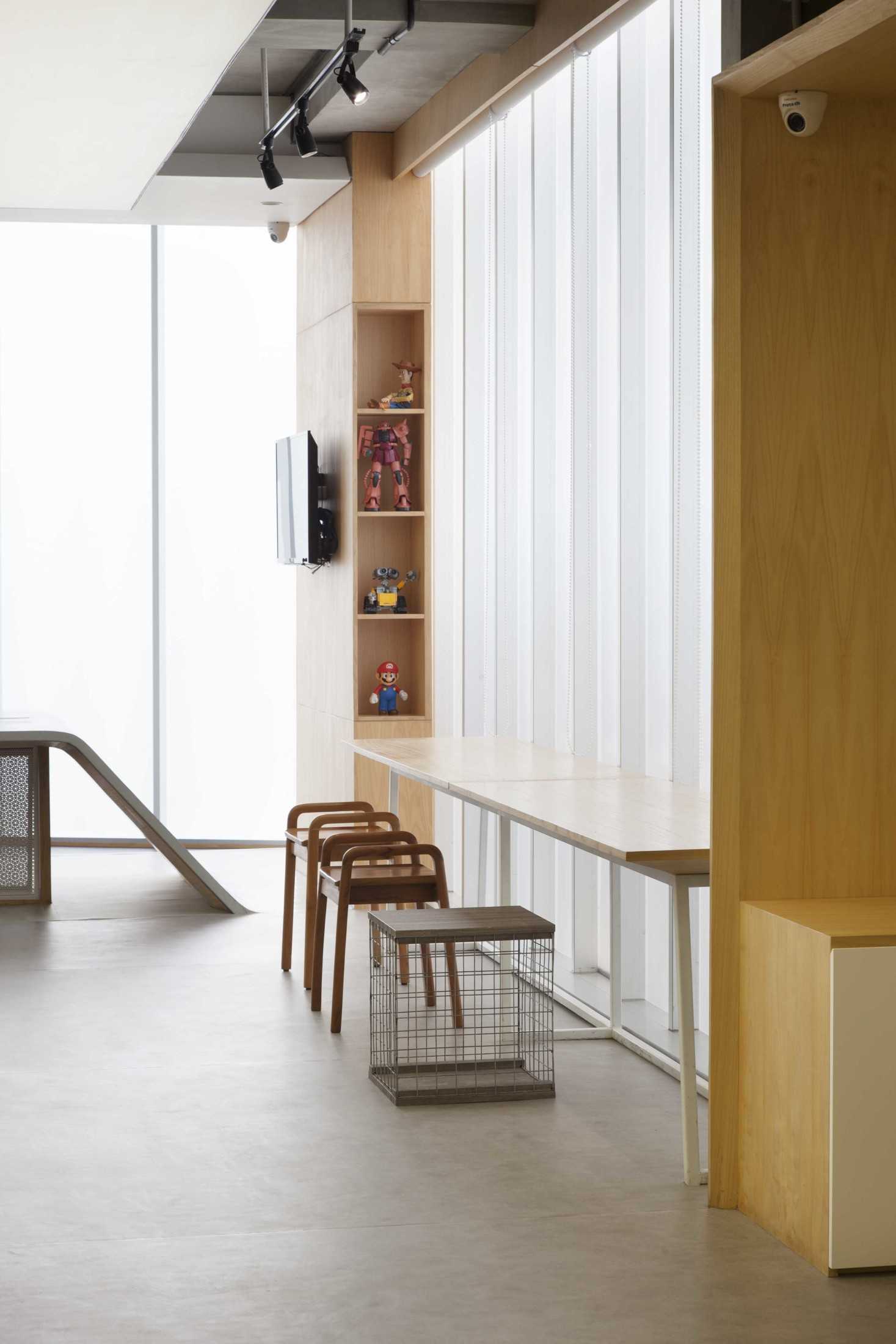 Design Intervention Dsn Intervention Studio Blok D15, Jl. Permata Ayu 2 No.6, Binong, Kec. Curug, Tangerang, Banten 15810, Indonesia Blok D15, Jl. Permata Ayu 2 No.6, Binong, Kec. Curug, Tangerang, Banten 15810, Indonesia Design-Intervention-Dsn-Intervention-Studio  96913