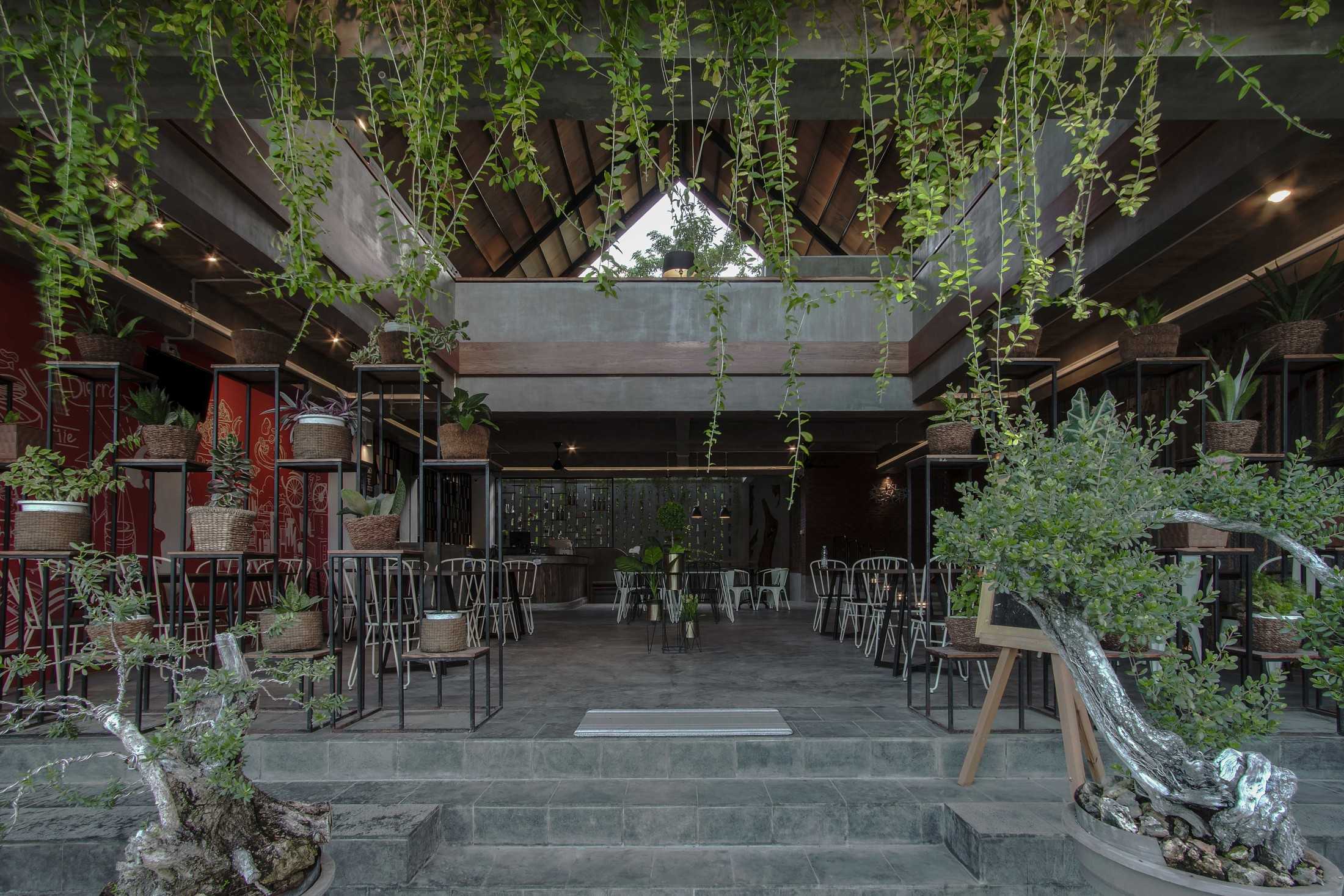 Miv Architects (Ar. Muhammad Ikhsan Hamiru, Iai & Partners) D I E R R A Pulau Selayar, Kab. Kepulauan Selayar, Sulawesi Selatan, Indonesia Pulau Selayar, Kab. Kepulauan Selayar, Sulawesi Selatan, Indonesia Miv-Architects-Ar-Muhammad-Ikhsan-Hamiru-Iai-Partners-D-I-E-R-R-A  134705