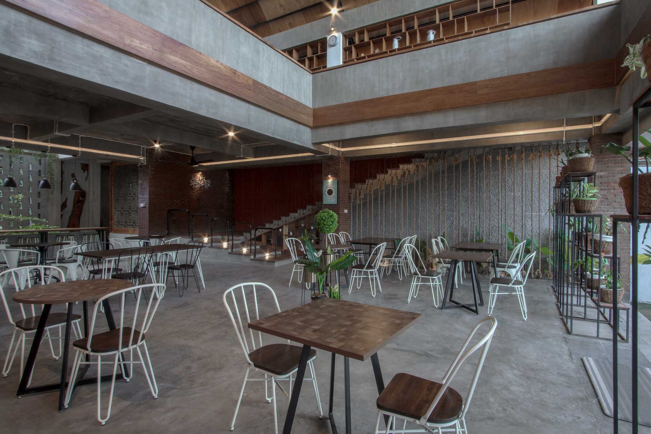 Miv Architects (Ar. Muhammad Ikhsan Hamiru, Iai & Partners) D I E R R A Pulau Selayar, Kab. Kepulauan Selayar, Sulawesi Selatan, Indonesia Pulau Selayar, Kab. Kepulauan Selayar, Sulawesi Selatan, Indonesia Miv-Architects-Ar-Muhammad-Ikhsan-Hamiru-Iai-Partners-D-I-E-R-R-A  134708