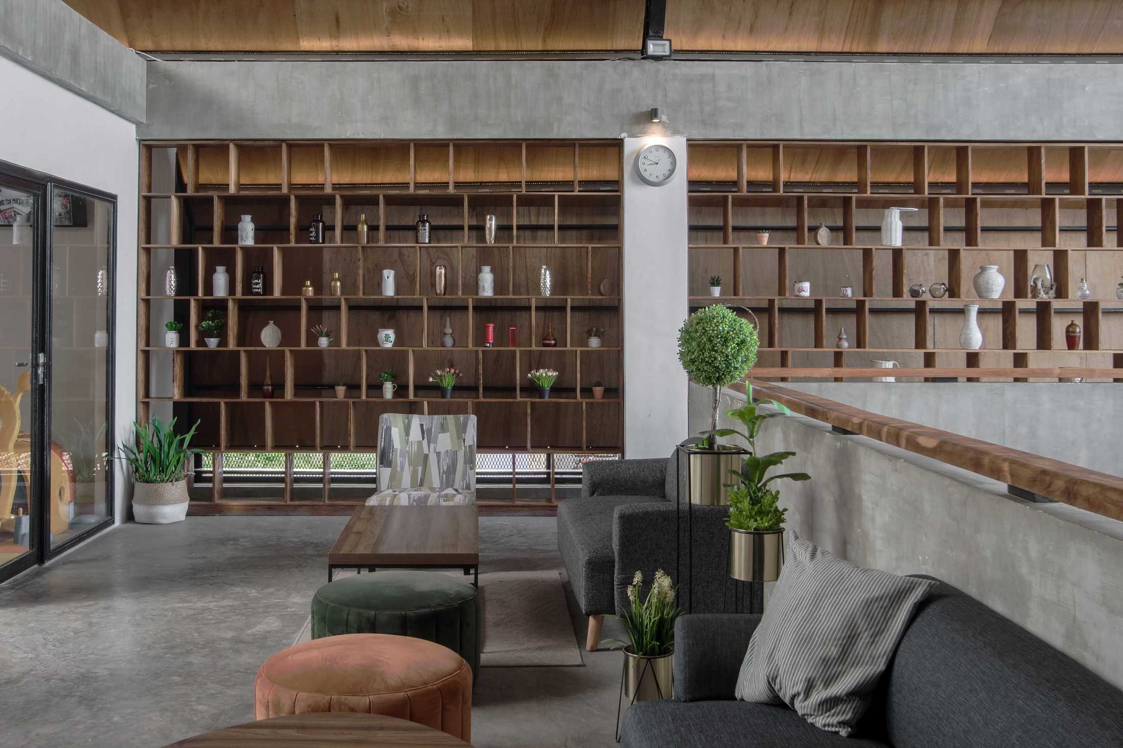 Miv Architects (Ar. Muhammad Ikhsan Hamiru, Iai & Partners) D I E R R A Pulau Selayar, Kab. Kepulauan Selayar, Sulawesi Selatan, Indonesia Pulau Selayar, Kab. Kepulauan Selayar, Sulawesi Selatan, Indonesia Miv-Architects-Ar-Muhammad-Ikhsan-Hamiru-Iai-Partners-D-I-E-R-R-A  134714