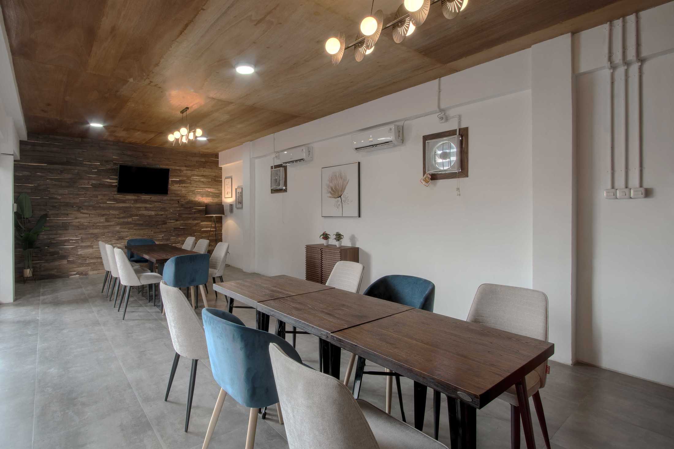 Miv Architects (Ar. Muhammad Ikhsan Hamiru, Iai & Partners) D I E R R A Pulau Selayar, Kab. Kepulauan Selayar, Sulawesi Selatan, Indonesia Pulau Selayar, Kab. Kepulauan Selayar, Sulawesi Selatan, Indonesia Miv-Architects-Ar-Muhammad-Ikhsan-Hamiru-Iai-Partners-D-I-E-R-R-A  134718