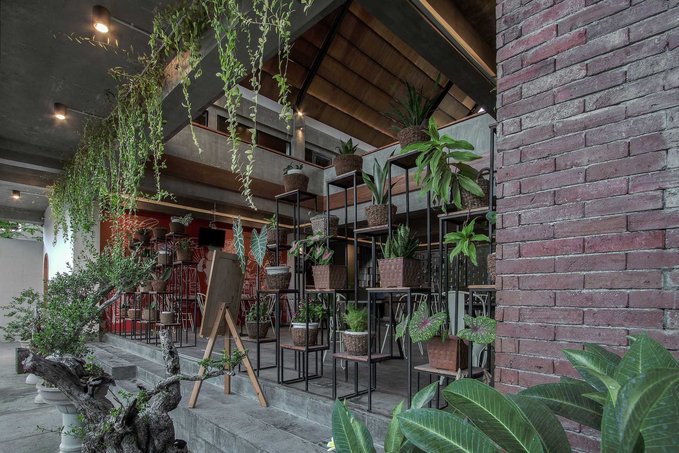 Miv Architects (Ar. Muhammad Ikhsan Hamiru, Iai & Partners) D I E R R A Pulau Selayar, Kab. Kepulauan Selayar, Sulawesi Selatan, Indonesia Pulau Selayar, Kab. Kepulauan Selayar, Sulawesi Selatan, Indonesia Miv-Architects-Ar-Muhammad-Ikhsan-Hamiru-Iai-Partners-D-I-E-R-R-A  134722