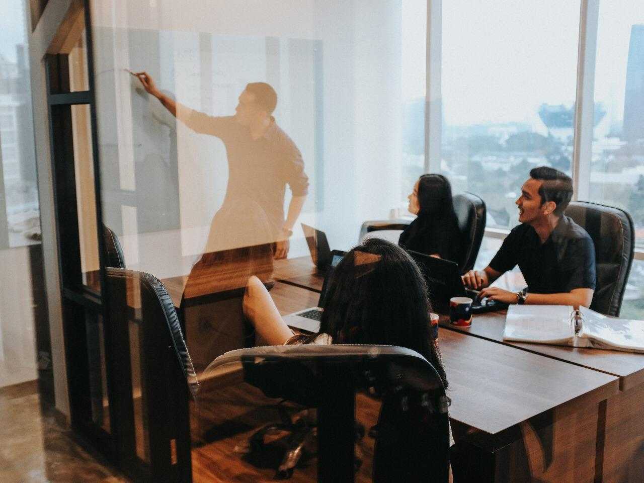 Felix Wibowo  Apiary Co-Working Space Jalan Jend. Gatot Subroto Kav. 27, Rt.03 / Rw.03, Kuningan Timur, Rt.3/rw.3, Kuningan, Kuningan Tim., Setia Budi, Kota Jakarta Selatan, Daerah Khusus Ibukota Jakarta 12950, Indonesia Jalan Jend. Gatot Subroto Kav. 27, Rt.03 / Rw.03, Kuningan Timur, Rt.3/rw.3, Kuningan, Kuningan Tim., Setia Budi, Kota Jakarta Selatan, Daerah Khusus Ibukota Jakarta 12950, Indonesia Studiofix-Apiary-Co-Working-Space  76555