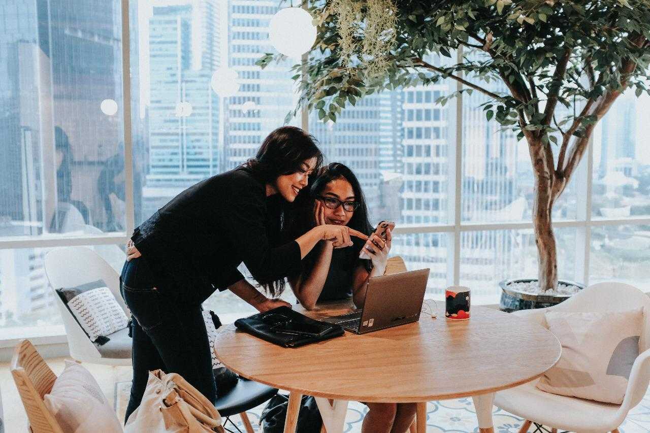 Felix Wibowo  Apiary Co-Working Space Jalan Jend. Gatot Subroto Kav. 27, Rt.03 / Rw.03, Kuningan Timur, Rt.3/rw.3, Kuningan, Kuningan Tim., Setia Budi, Kota Jakarta Selatan, Daerah Khusus Ibukota Jakarta 12950, Indonesia Jalan Jend. Gatot Subroto Kav. 27, Rt.03 / Rw.03, Kuningan Timur, Rt.3/rw.3, Kuningan, Kuningan Tim., Setia Budi, Kota Jakarta Selatan, Daerah Khusus Ibukota Jakarta 12950, Indonesia Studiofix-Apiary-Co-Working-Space  76559