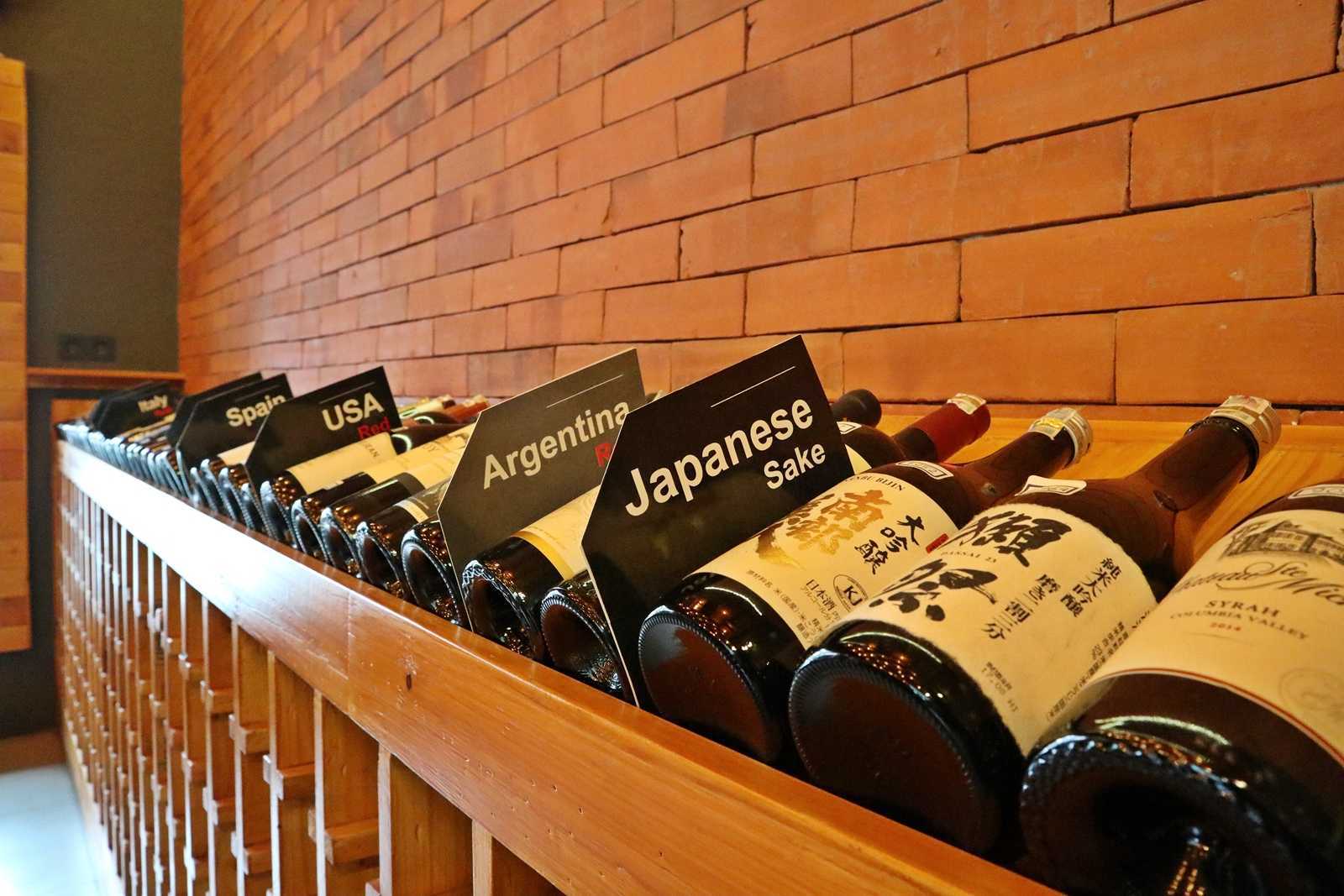 Bd Studio The Traders - Wine Sake Room Medan, Kota Medan, Sumatera Utara, Indonesia Medan, Kota Medan, Sumatera Utara, Indonesia Bd-Studio-The-Trader-Wine-Sake-Room  74083