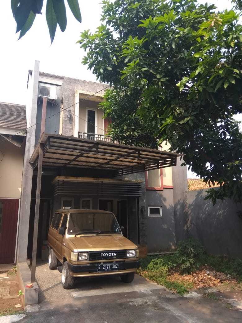 Archimedes Design & Build Renovasi Rumah Skandinavian Saribowo Cibubur, Kec. Ciracas, Kota Jakarta Timur, Daerah Khusus Ibukota Jakarta, Indonesia Cibubur, Kec. Ciracas, Kota Jakarta Timur, Daerah Khusus Ibukota Jakarta, Indonesia Tamppak Eksisting Modern 113682