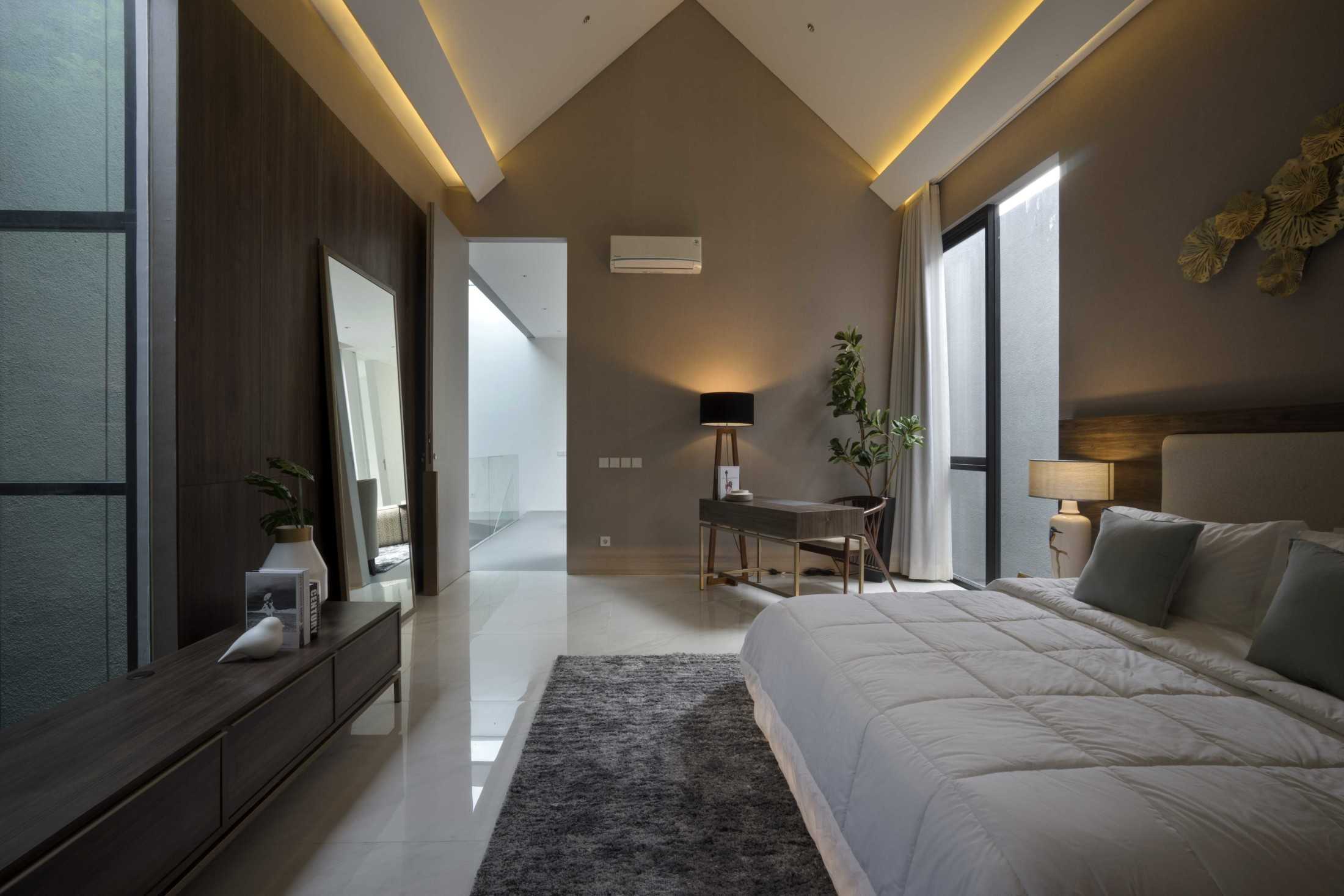 Simple Projects Architecture 'hhh' House Surabaya, Kota Sby, Jawa Timur, Indonesia  Simple-Projects-Architecture-Hhh-House  75076