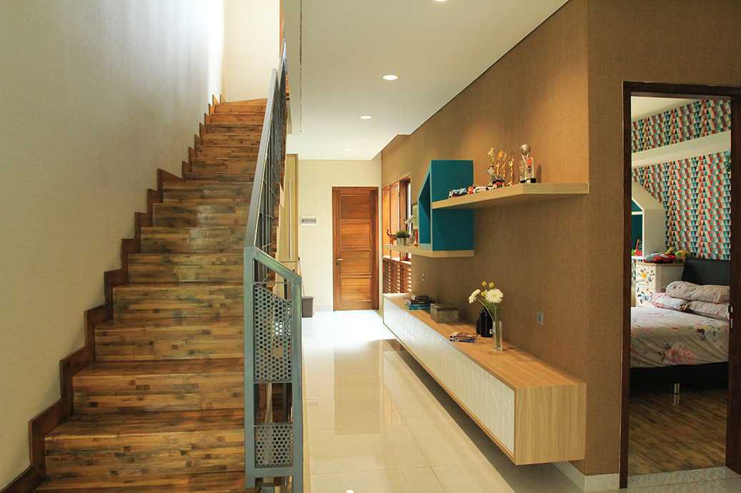 Imron Yusuf-Ifd Architects Solid Void House Bekasi Bar., Kota Bks, Jawa Barat, Indonesia Bekasi Bar., Kota Bks, Jawa Barat, Indonesia Imron-Yusuf-Ifd-Architects-Solid-Void-House  58310