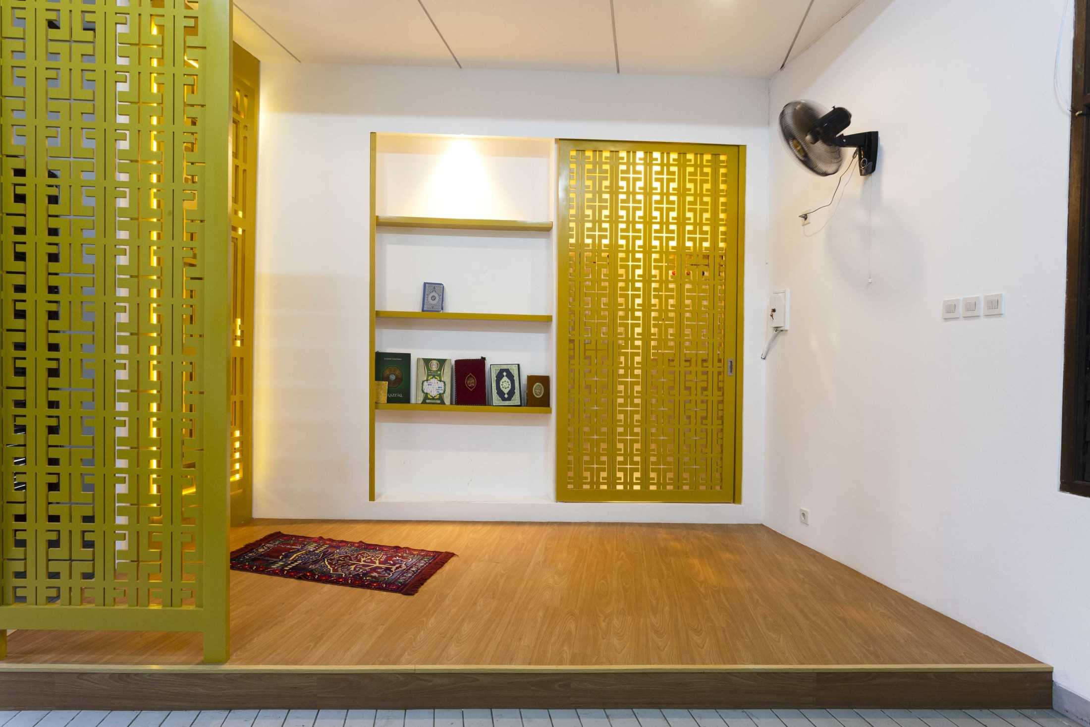 Scala (Pt Skala Makna Ruang) Musholla Pangpol Iii Melawai, Kec. Kby. Baru, Kota Jakarta Selatan, Daerah Khusus Ibukota Jakarta, Indonesia Melawai, Kec. Kby. Baru, Kota Jakarta Selatan, Daerah Khusus Ibukota Jakarta, Indonesia Scala-Musholla-Pangpol-Iii  107109