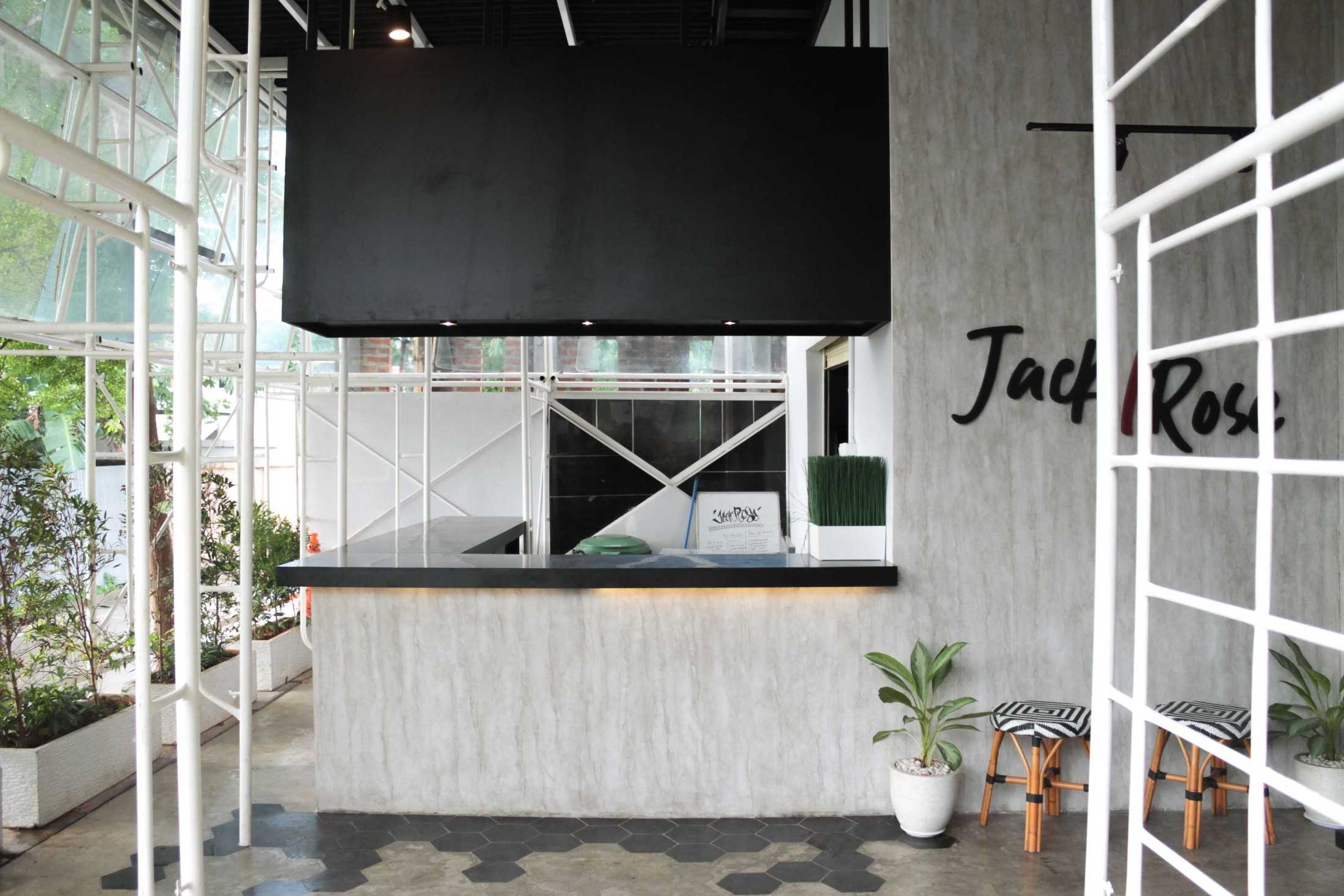 Scala (Pt Skala Makna Ruang) Jackrose Hq Bintaro, Kec. Pesanggrahan, Kota Jakarta Selatan, Daerah Khusus Ibukota Jakarta, Indonesia Bintaro, Kec. Pesanggrahan, Kota Jakarta Selatan, Daerah Khusus Ibukota Jakarta, Indonesia Scala-Pt-Balkon-Karya-Plus-Jackrose-Hq  107199