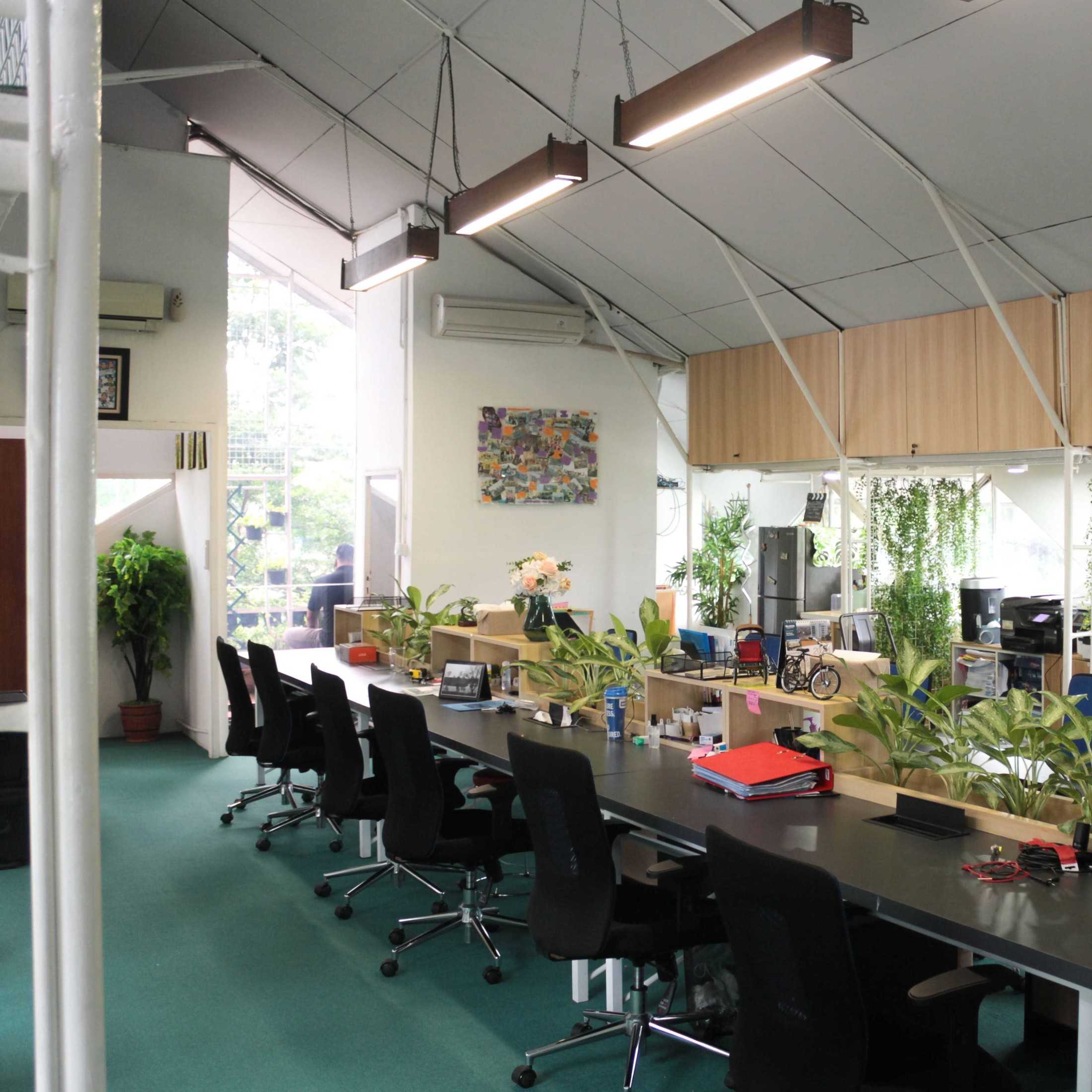 Scala (Pt Skala Makna Ruang) Jackrose Hq Bintaro, Kec. Pesanggrahan, Kota Jakarta Selatan, Daerah Khusus Ibukota Jakarta, Indonesia Bintaro, Kec. Pesanggrahan, Kota Jakarta Selatan, Daerah Khusus Ibukota Jakarta, Indonesia Scala-Pt-Balkon-Karya-Plus-Jackrose-Hq  107204