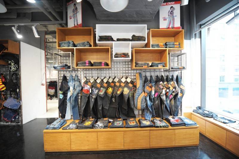 Tau Architect Source Store At Shanghai China China Racks2 Industrial 3695