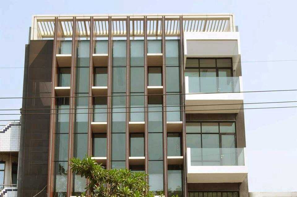 Simple Projects Architecture Pb131 Office Jl.perak Barat 131, Surabaya - Indonesia Jl.perak Barat 131, Surabaya - Indonesia Front View  21669