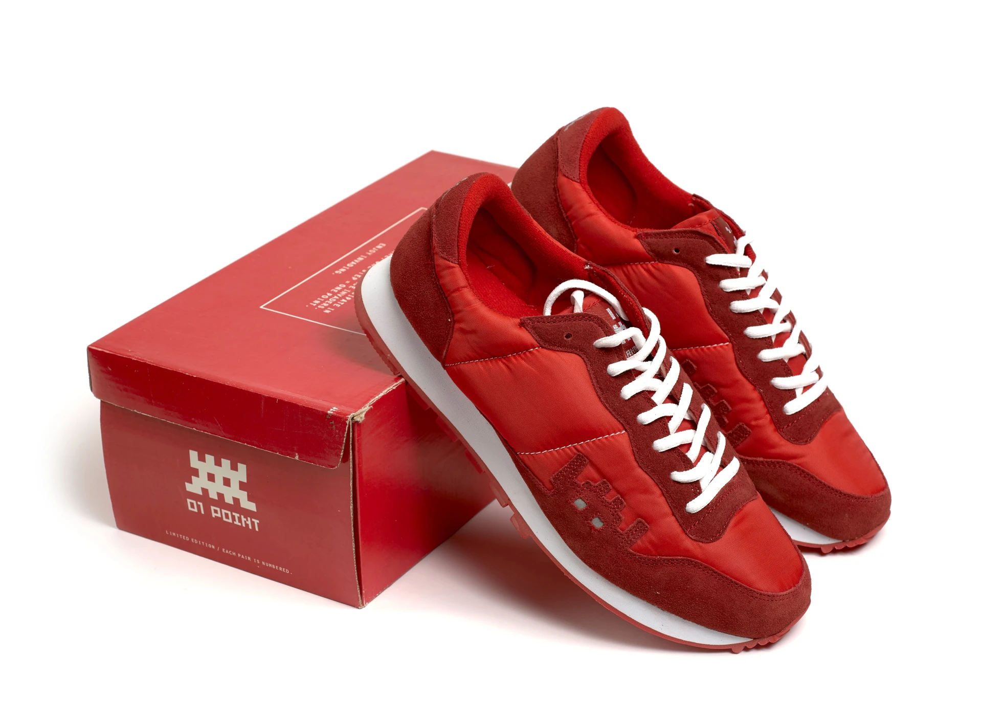 Sneakers d'invasion Red