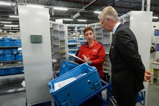 King Philip makes semi-private visit to Fleurus postal facility