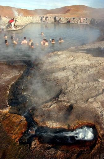 Belgian tourist in serious condition after falling in geyser in Chile