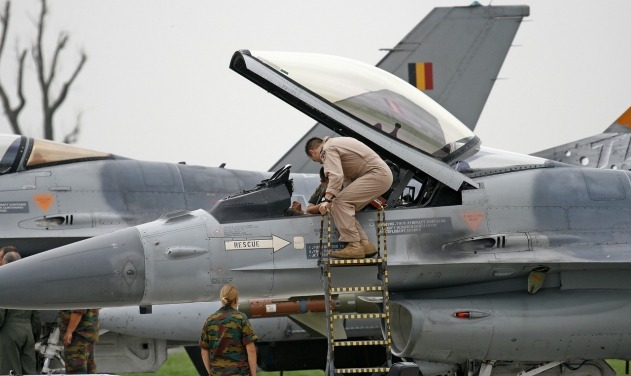 Defence Minister: No new study on F-16s lifespan