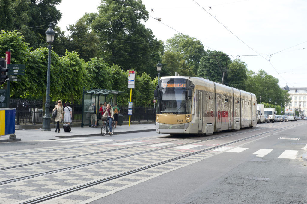Brussels coalition talks back on track as parties approve expansion of metro and tram
