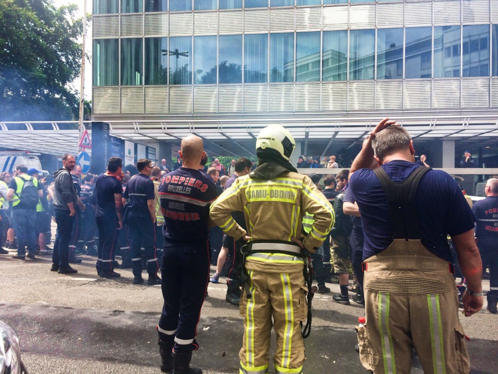 Firefighters keep up the pressure in third day of demonstrations