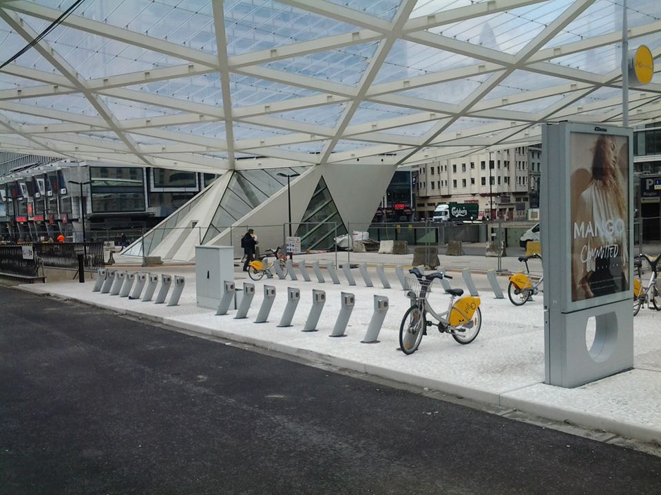 After summer revamp, faults plague Brussels&#8217; public bike-sharing scheme