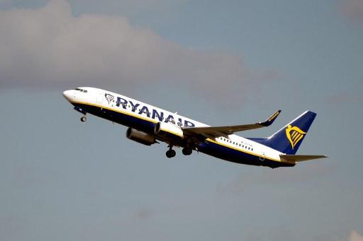 Ryanair needs to compensate passengers for cancelled flights