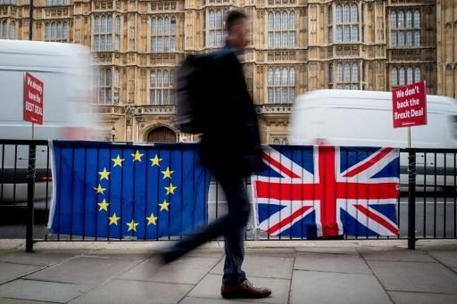 EU citizens and Britons in Europe face indefinite future as bargaining chips