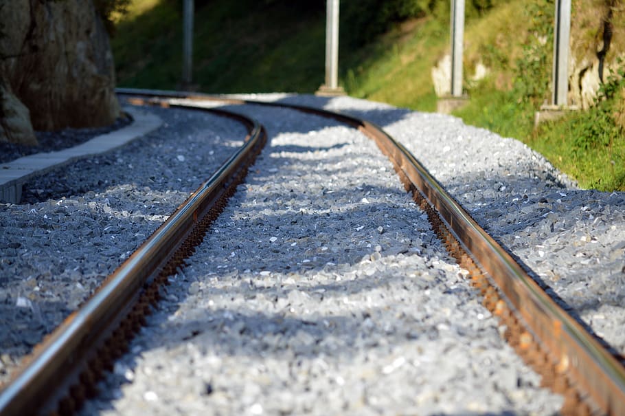 Two dead after car-train collision on level crossing in Wallonia