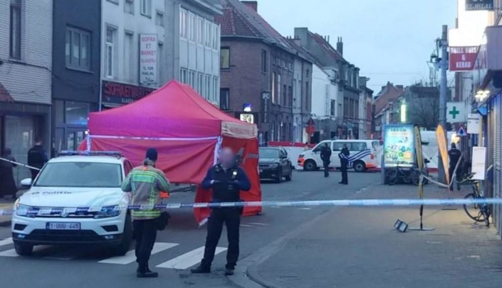 Police shoot woman after stabbing attack in Ghent