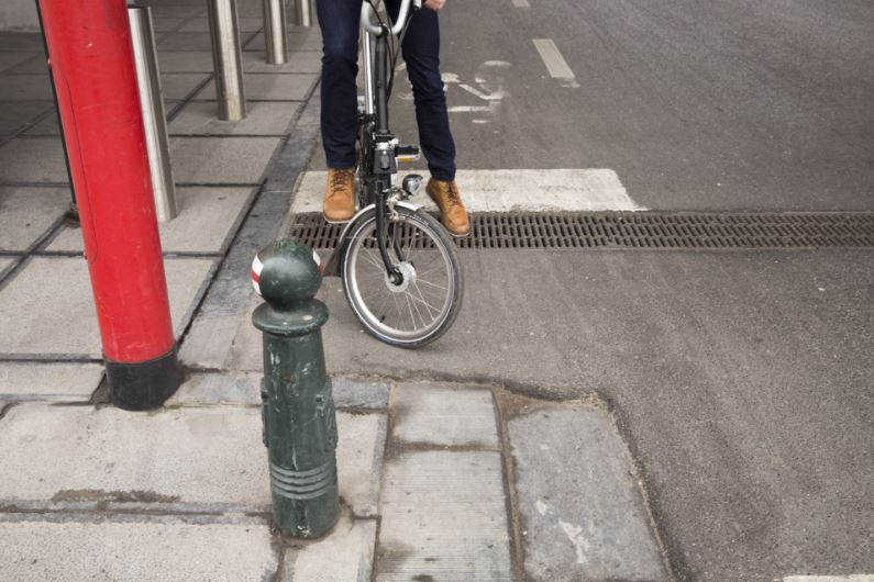 Over 80% of cycling accidents not caused by cars