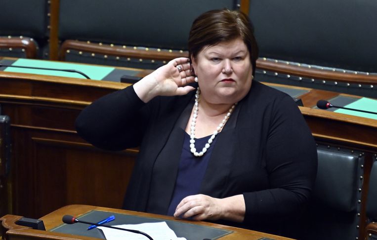 Maggie De Block confesses: Yes, I made some mistakes
