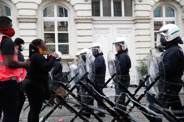 Belgian police calls for &#8216;mutual respect&#8217; in open letter